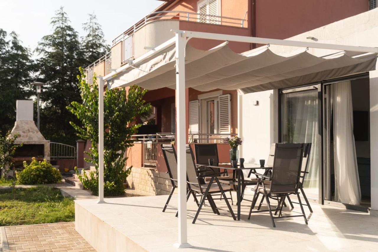 Apartmani Carmen Bibinje Kültér fotó